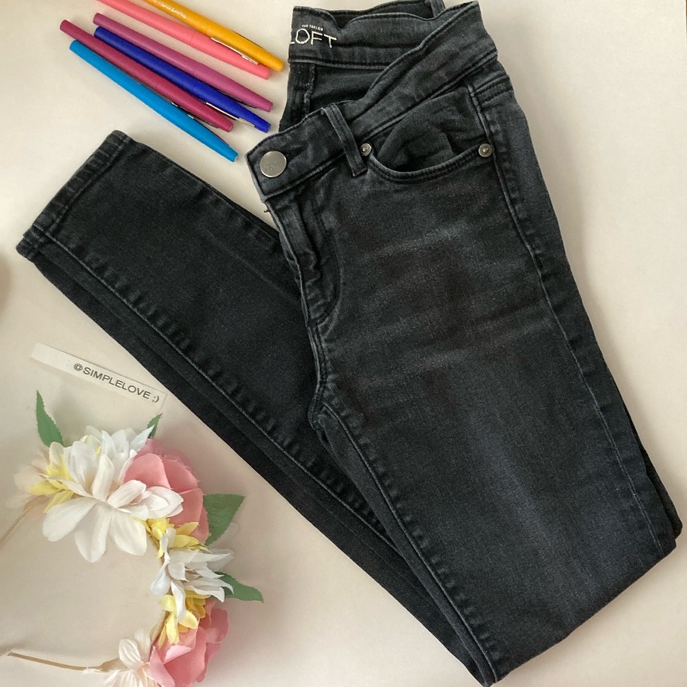 Loft vintage black fade legging size 24/00